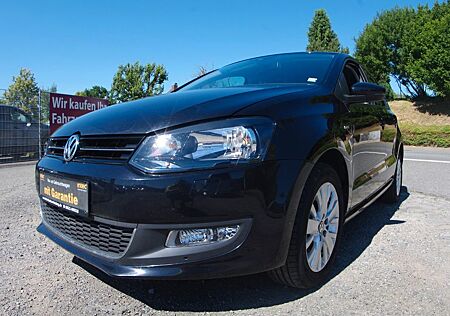 VW Polo Volkswagen V Life