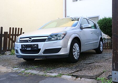 Opel Astra / 1 Hand / 14 Monate TÜV!