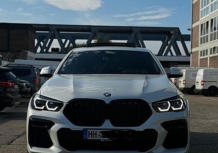 BMW X6 xDrive40d - *Diamant* 360* MSport,Pano,22*