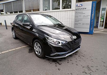 Hyundai i20 Comfort Club 1,2i Kamera / NAVI / PDC