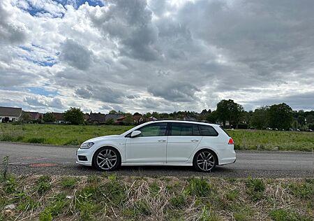 VW Golf Volkswagen 1.4 TSI 92kW DSG BMT CUP Variant CUP