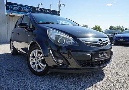 Opel Corsa D 1.4 16V Innovation |AHK| |Allwetter|