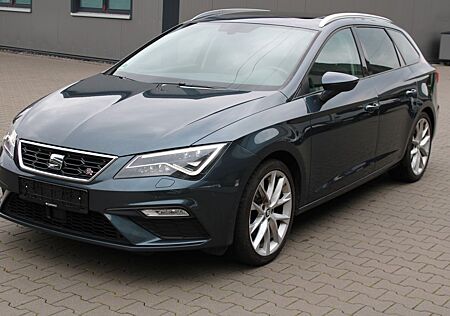 Seat Leon 1.5 ST FR LED Pano Leder Navi AHK SHZ