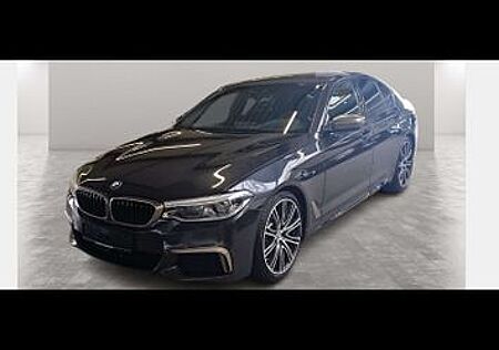 BMW 550 M550i xDrive A -
