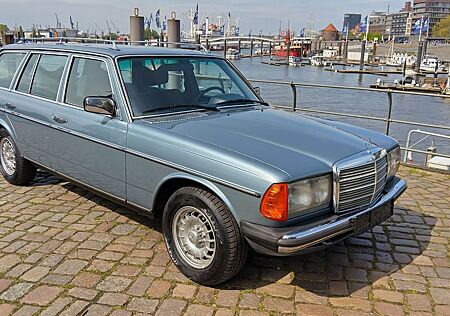 Mercedes-Benz 280 280TE Klassiker