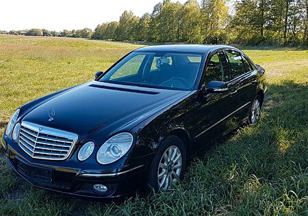 Mercedes-Benz E 200 CDI CLASSIC Classic