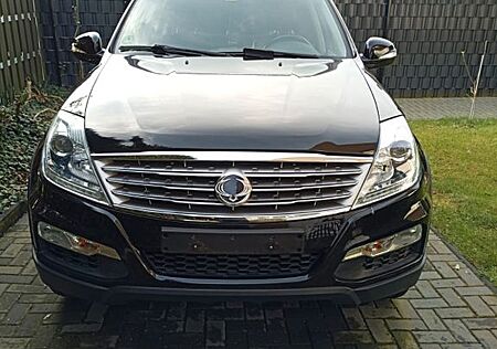 SsangYong Rexton 2.2 Diesel e-XDi 220 Sapphire 4WD Sap...