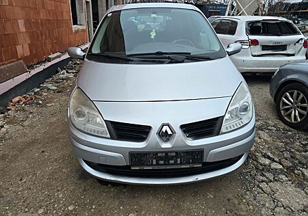 Renault Scenic Extreme 1.5 dCi FAP eco2 76kW