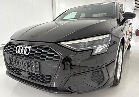 Audi A3 Limousine 35 TDI S-Line /LED/Virtual/Pano/ACC