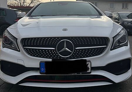 Mercedes-Benz CLA 250 Shooting Brake CLA 250 4MATIC DCT PE...