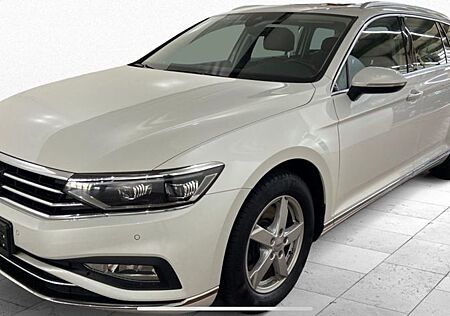 VW Passat Variant Volkswagen Elegance