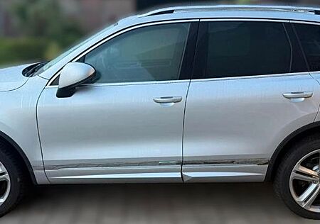 VW Touareg Volkswagen V6 TDI Exclusive Terrain UPE:101.911,-€