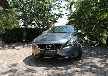 Volvo V40 D3 -