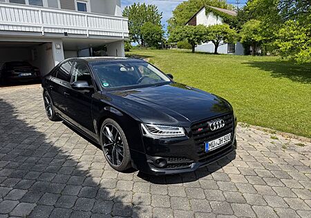 Audi S8 4.0 TFSI plus tiptronic quattro -