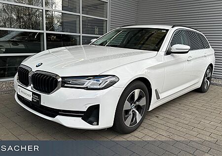 BMW 520dA Touring Navi HUD ACC RüKa 17"LM