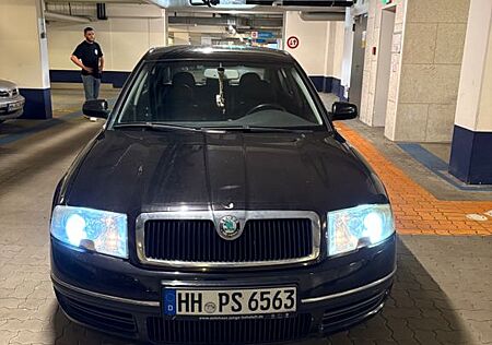 Skoda Superb 1.9 TDI PD Elegance Tiptronic Elegance