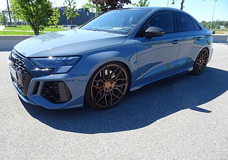 Audi RS3 2.5 TFSI S tronic quattro Limo