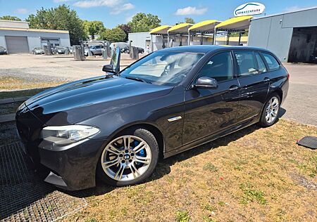 BMW 530d xDrive Tour. M-Paket/Pano/Standheitzung
