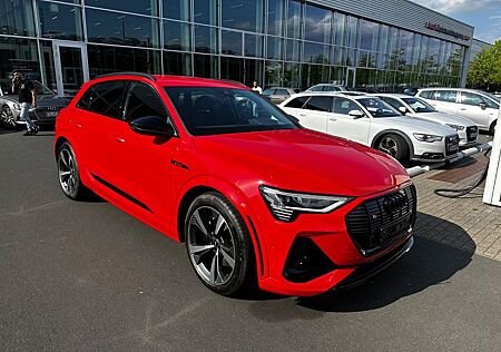 Audi e-tron S quattro S - AHK - ISO - Head - Matrix