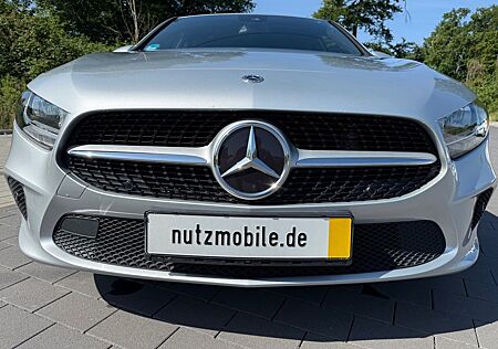 Mercedes-Benz A 200 Style Automatik Stoff-Leder