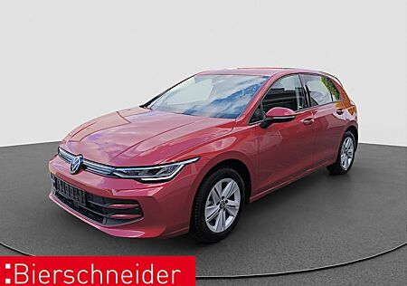 VW Golf Volkswagen 8 Lim. 1.5 TSI Life LED ACC RFK NAVI