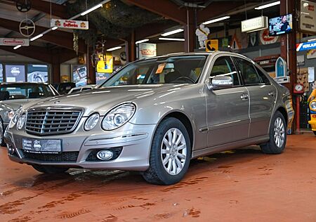 Mercedes-Benz E 220 CDI W211 *AHK*SHZ*PDC*GARANTIE*
