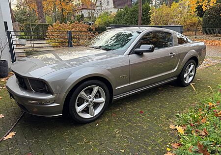 Ford Mustang GT Premium