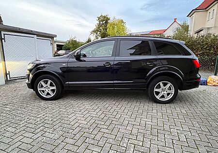 Audi Q7 gebraucht kaufen Audi Q7 3.0 TDI quattro S-line-7-Sitzer-Schechheft