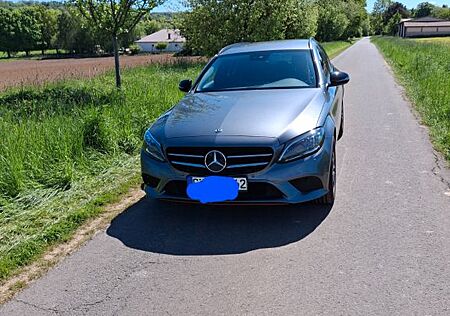 Mercedes-Benz C 220 d 4MATIC T Autom. -