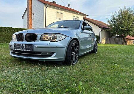 BMW 130i -