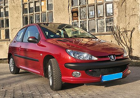 Peugeot 206 Garagen Wagen HU TÜV 06/2027
