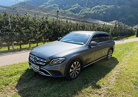 Mercedes-Benz E 220 E 220D 4Matic All-Terrain