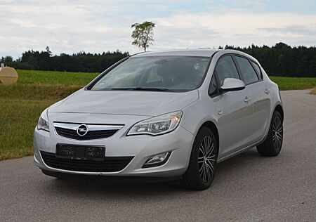 Opel Astra J Edition 1.7 CDTI/12.26 Tüv/Navi