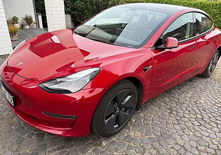 Tesla Model 3 Langstreckenbatterie - Allradantrieb...