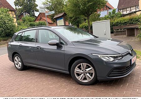 VW Golf Volkswagen VIII Variant Life NAVI SHZ LED ALU PDC ACC