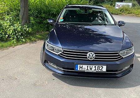 VW Passat Variant Volkswagen 2.0 TDI SCR 140kW DSG BMT Com...