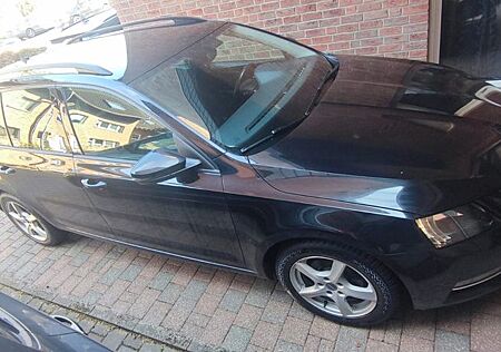 Skoda Octavia 1.6 TDI SCR Active Combi Active
