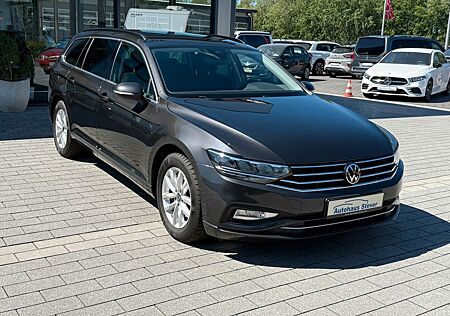 VW Passat Variant Volkswagen Business