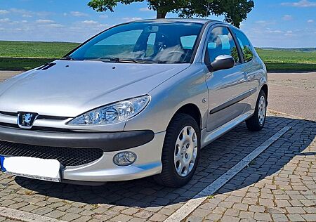 Peugeot 206 1.4 l, TÜV NEU, 42 000 KM