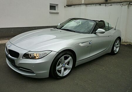 BMW Z4 sDrive23i Navi-Xenon-Leder -2.Hd.-24100km