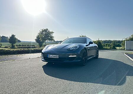 Porsche Panamera 4 3.6 V6 TOP AUSSTATTUNG