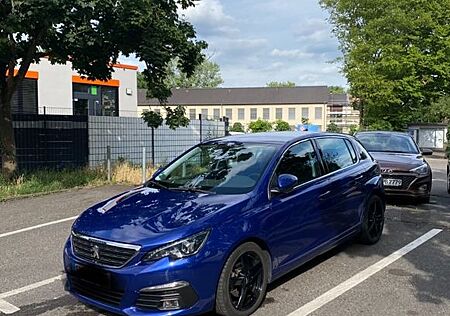 Peugeot 308 PureTech 130 EAT8 Allure Allure