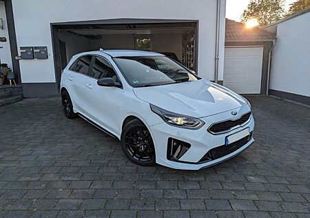 Kia Cee'd Ceed 1.6 CRDi DCT GT Line mit Restgrantie