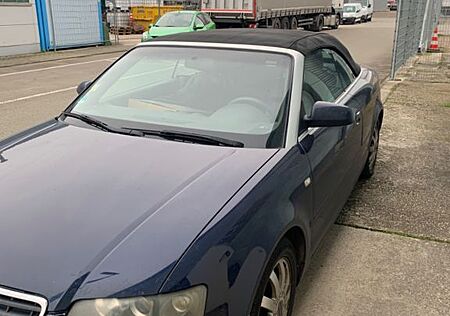 Audi A4 2.5TDI Cabriolet -