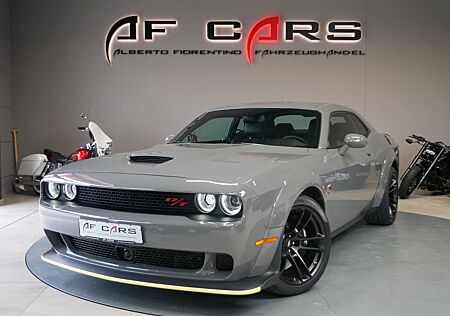 Dodge Challenger R/T Scat Pack Widebody BEE