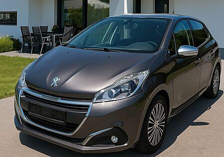 Peugeot 208 1.2 *NAVI*TEMPOMAT*PDC*TOP