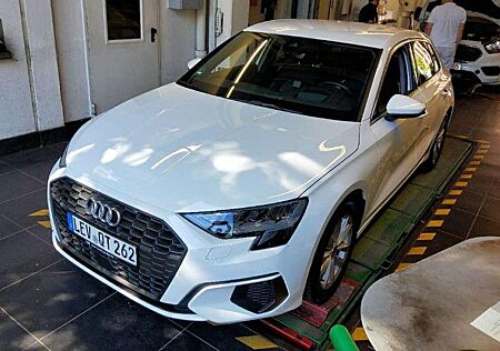 Audi A3 SB 35 TFSI S-Tr. LED/NAVI+/SHZ/DAB/HUD/VIRTU