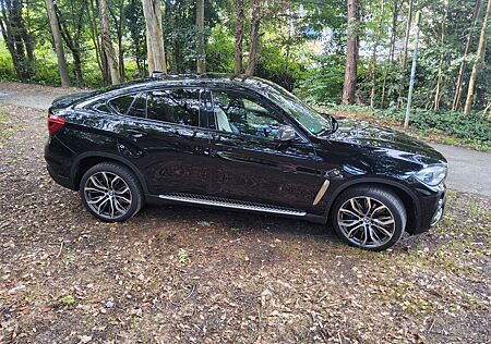BMW X6 xDrive50i *soft close* Schiebedach* Head up*