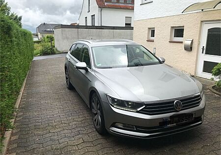 VW Passat Variant Volkswagen 2.0 TDI DSG 4Motion Highline