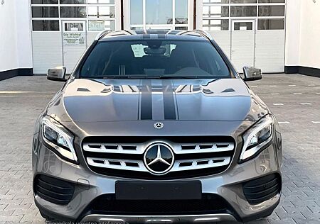 Mercedes-Benz GLA 200 DCT -